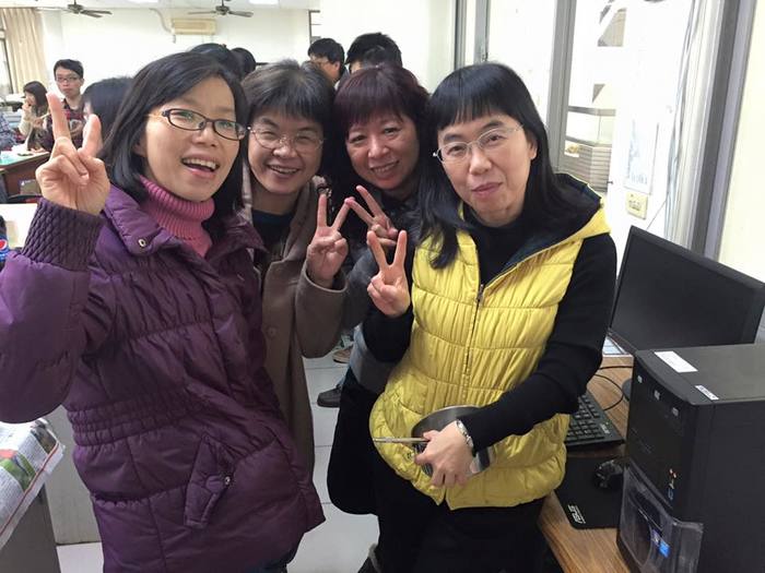 同仁一人一菜餐會歡送陳炎山老師與洪進致老師退休快樂圖片