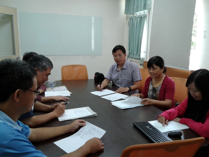 來，大家先看看講義!圖片