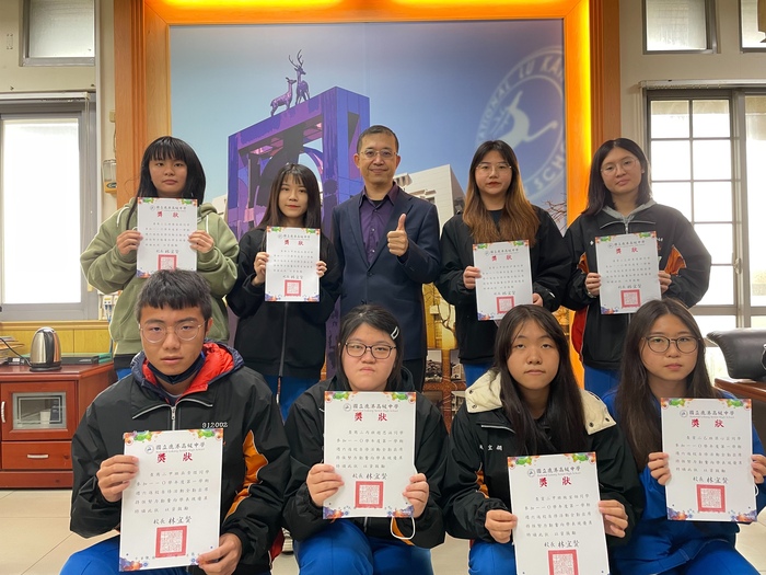 商貿科辦理110學年度第一學期週六返校自修全勤頒獎圖片