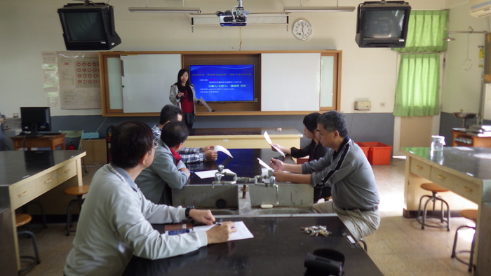 潮間帶的鳥類、植物方面的資訊，從這次的工作坊中可以領略一些。圖片