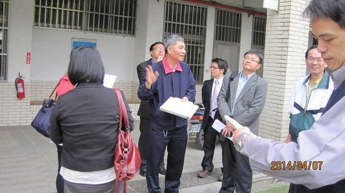 教育部校園節能減碳輔導計劃評審委員複勘情形圖片