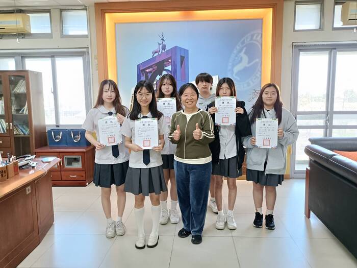 113學年度第二學期第1次期中考各班前三名圖片