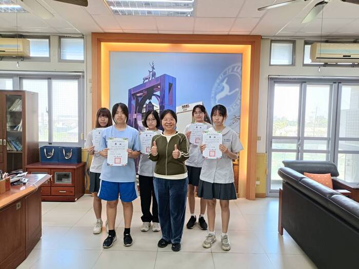 113學年度第二學期第1次期中考各班前三名圖片