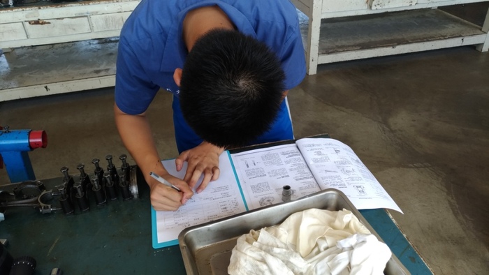 汽車科106學年度校內技藝競賽圖片